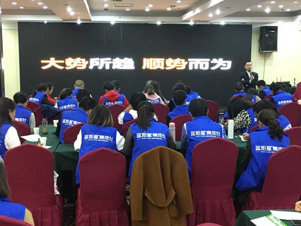 (沐鸣2三大电商平台，线上线下一起发力)