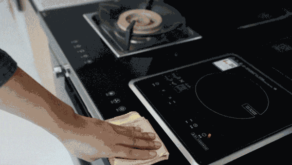 (触控面板清洁非常简单)8