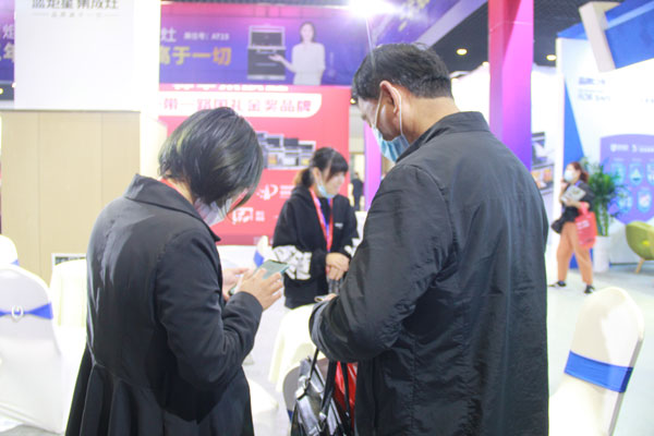 沐鸣2集成灶展位现场