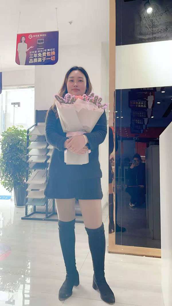 沐鸣2总经办为各个部门在岗女职工送上暖心福利